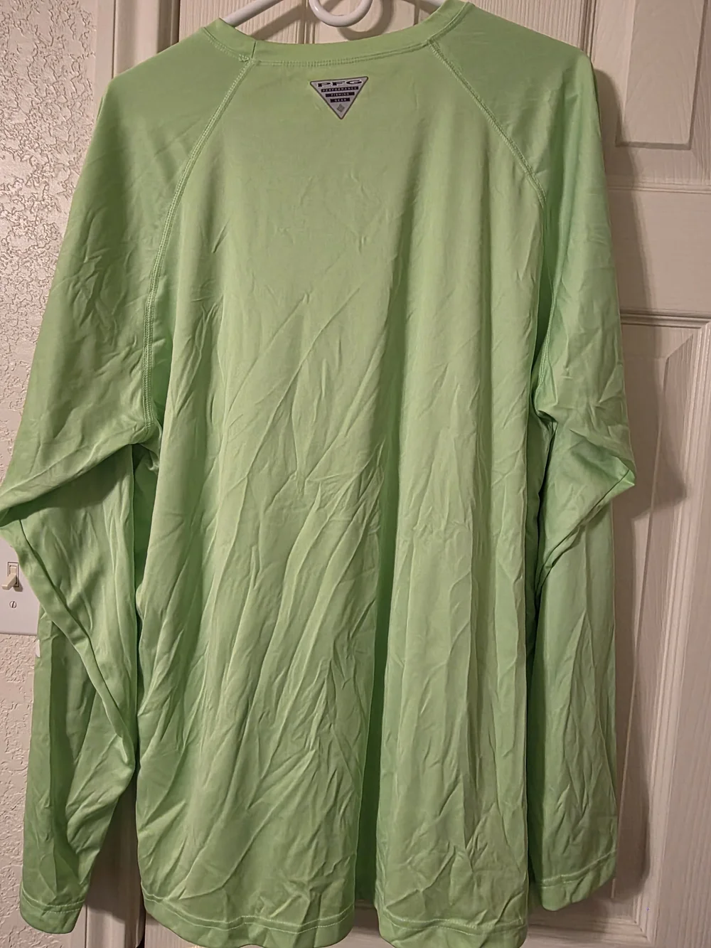 Columbia Men’s Long-Sleeve Performance Shirt - Light Green